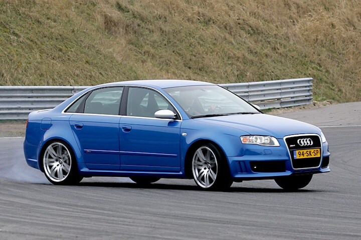 Audi RS4 4.2 FSI quattro