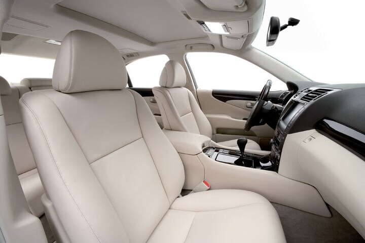 Lexus LS 460