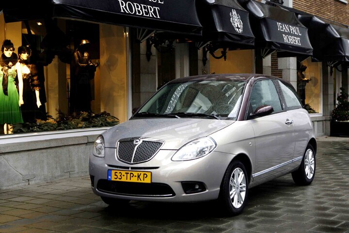 Lancia Ypsilon