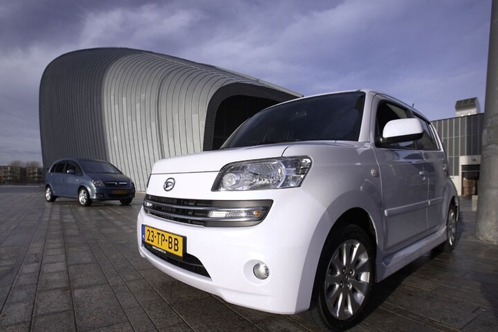 Daihatsu vs Opel