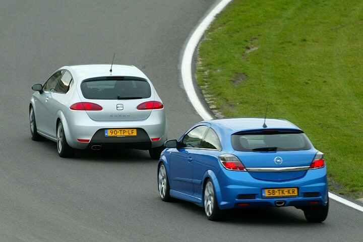 Opel vs Seat