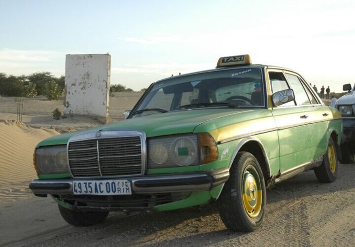 Taxi