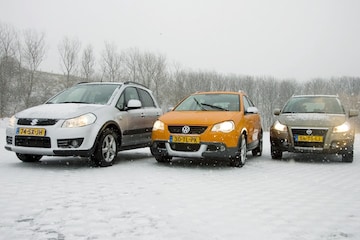 Fiat Sedici 4x4  Suzuki SX4 Volkswagen CrossPolo