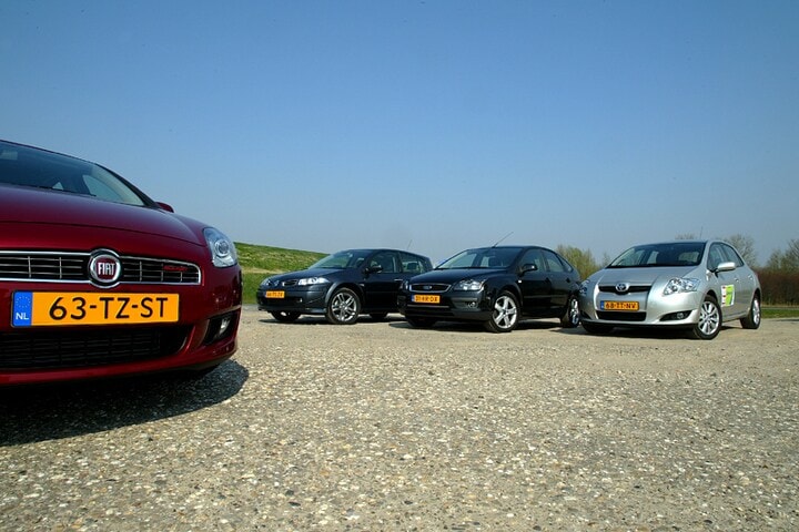 Fiat Bravo/Renault Mégane/Ford Focus/Toyota Auris