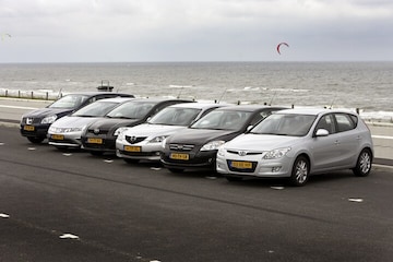 Cee'd-i30-Qashqai-Auris-3-Civic