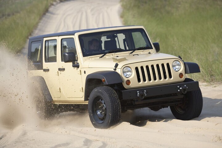 Jeep J8