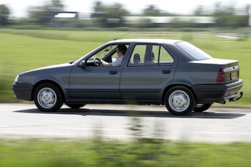 Klokje Rond Renault 19 TR Chamade