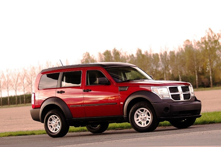 Dodge Nitro Van