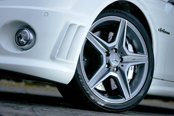 Mercedes-Benz C 63 AMG