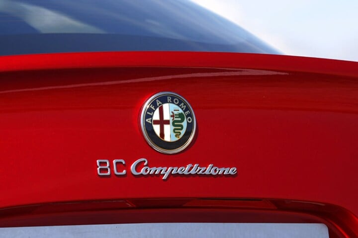 Alfa Romeo 8C Competizione