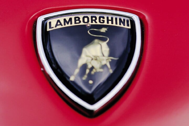 Lamborghini logo
