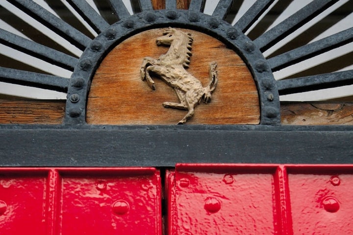 Ferrari logo
