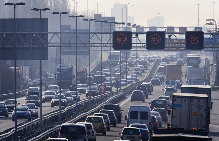 Snelweg A13 bij Overschie | foto: ANP