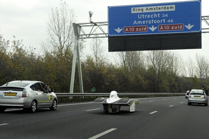 Nuna op de A10 (foto: ANP)