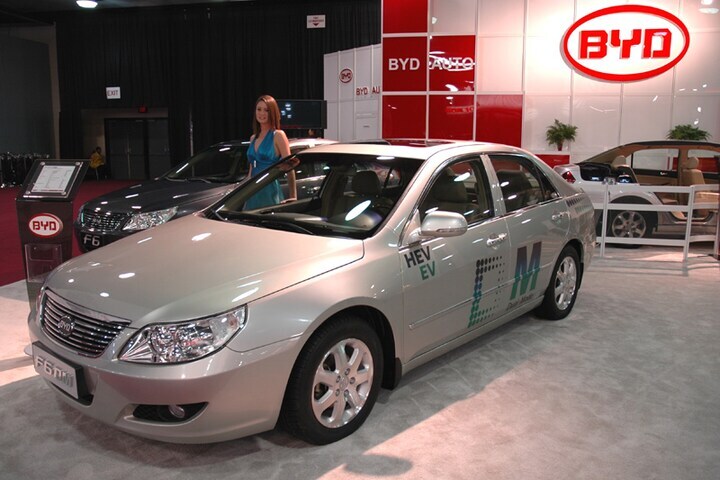 BYD F6DM hybride sedan