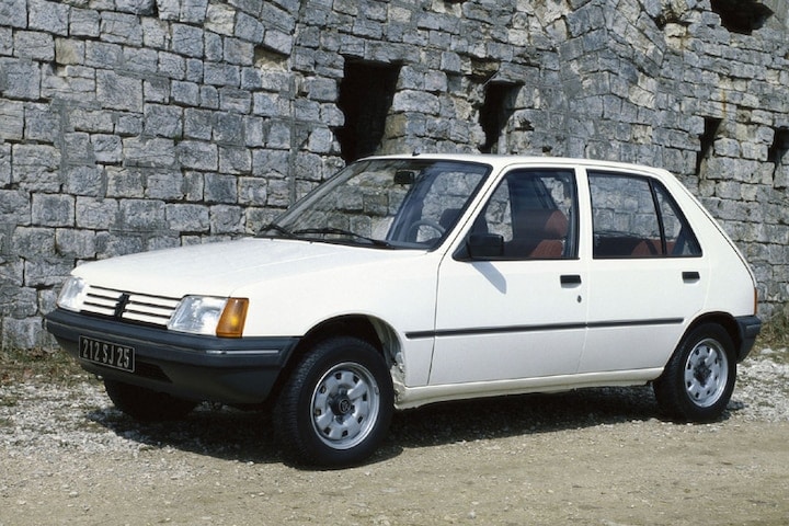 Peugeot 205 SR