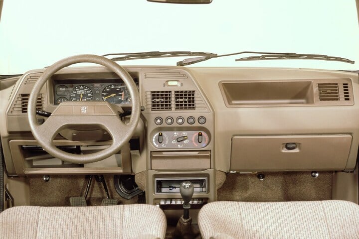 Peugeot 309