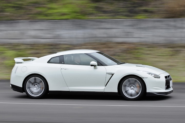 Nissan GT-R