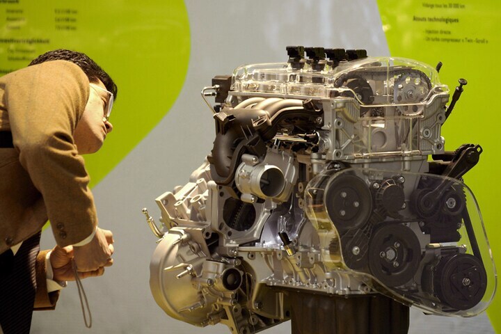 Peugeot motor (foto: EPA)