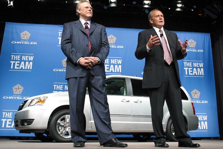 Chrysler-CEO Bob Nardelli (r) (foto: EPA)
