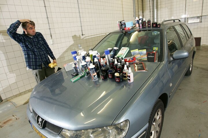 Auto poetsen