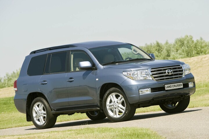 Toyota Land Cruiser V8 Van