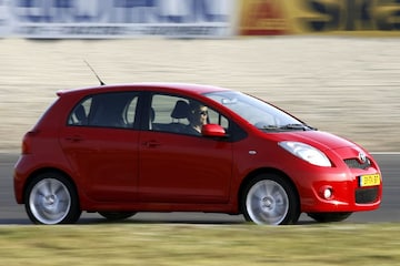 Toyota Yaris 1.8 16v VVT-i TS