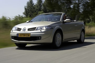 Klokje rond Renault Mégane CC