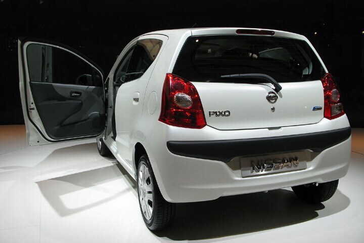Nissan Pixo
