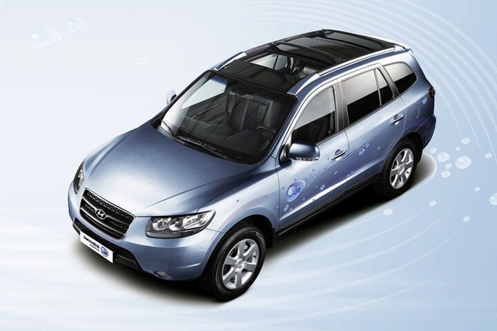Hyundai Santa Fe BlueHybrid