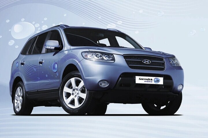 Hyundai Santa Fe BlueHybrid