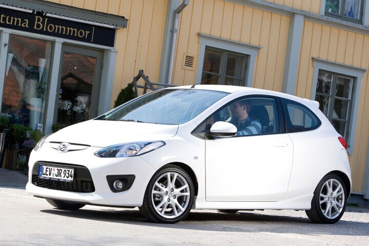 Mazda 2