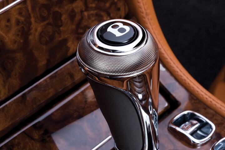 Bentley Azure T