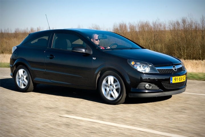 Opel Astra GTC 1.6 Temptation