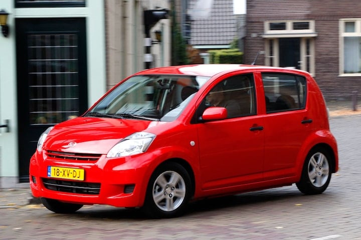 Daihatsu Sirion 2 1.0 Premium