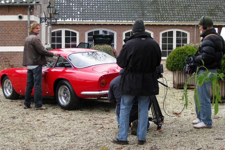 Frank filmt met Fifth Gear