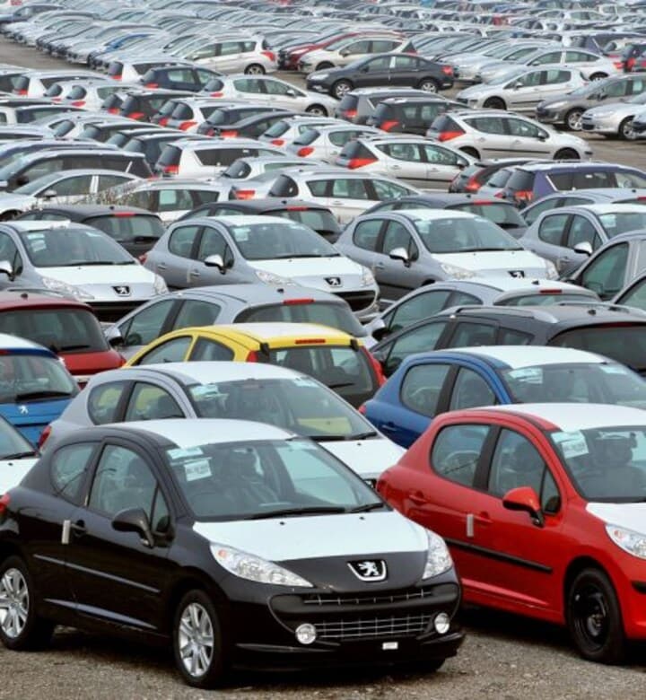Peugeot-voorraad in Calais | Foto: ANP/AFP