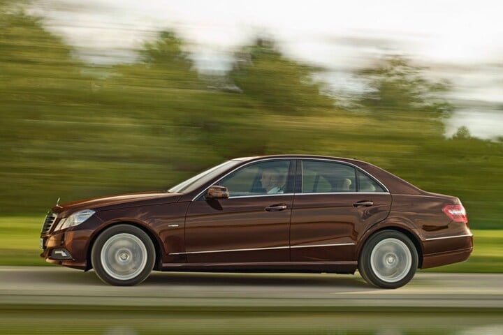 Mercedes-Benz E 350 CGI