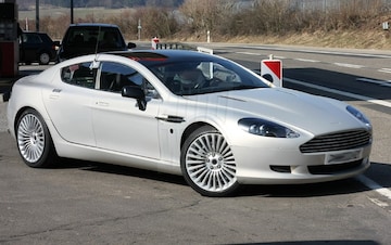 Aston Martin Rapide (foto: Carpix)