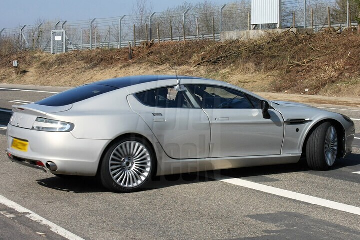 Aston Martin Rapide (foto: Carpix)
