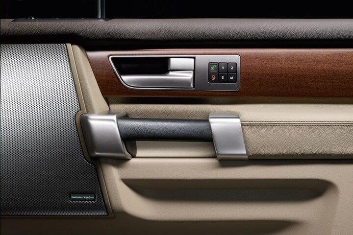 Land Rover Discovery 4 