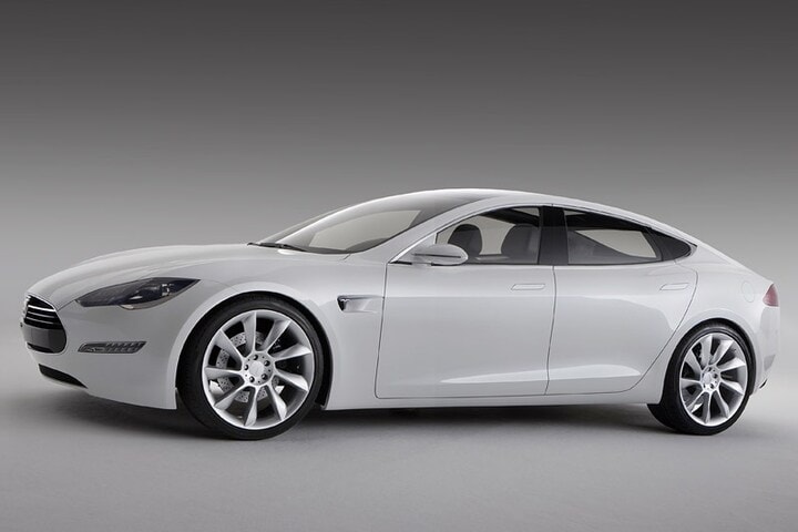 Tesla Model S (foto: QNA Press Agency)