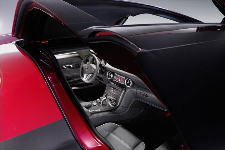 Mercedes SLS AMG
