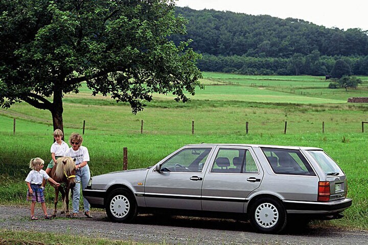 Lancia Thema + Pony