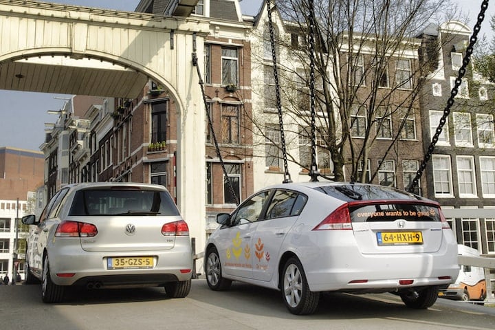 Volkswagen Golf - Honda Insight