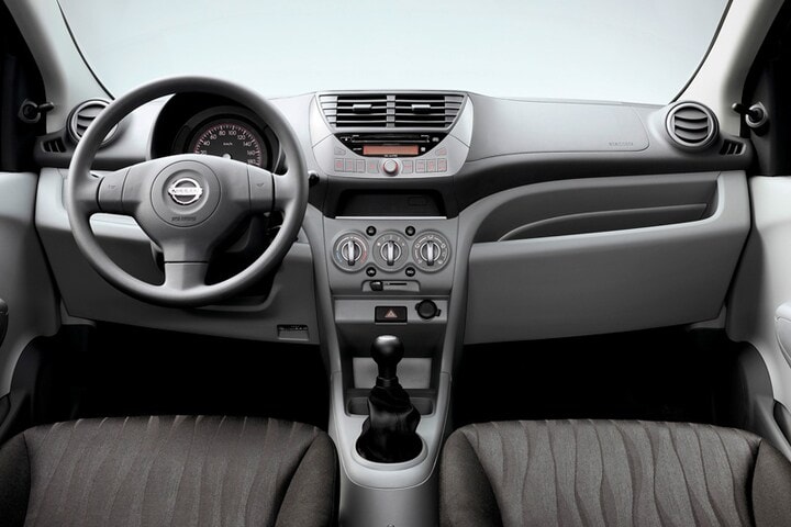 Nissan Pixo