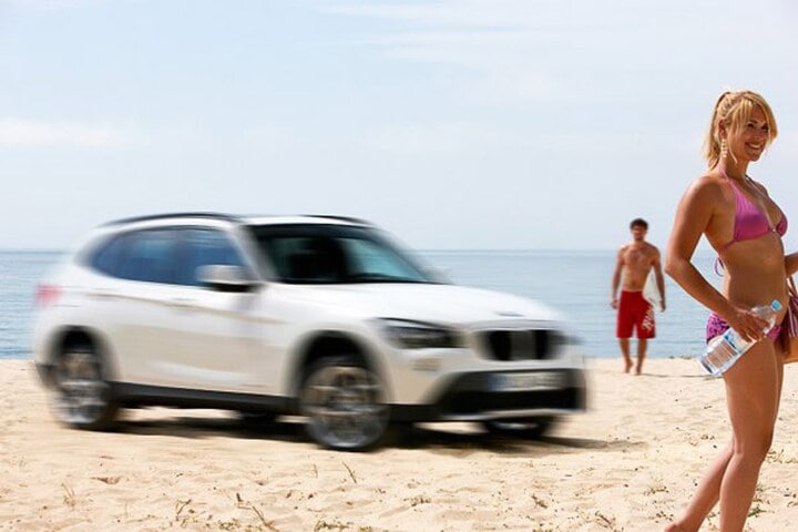 BMW X1 teaser