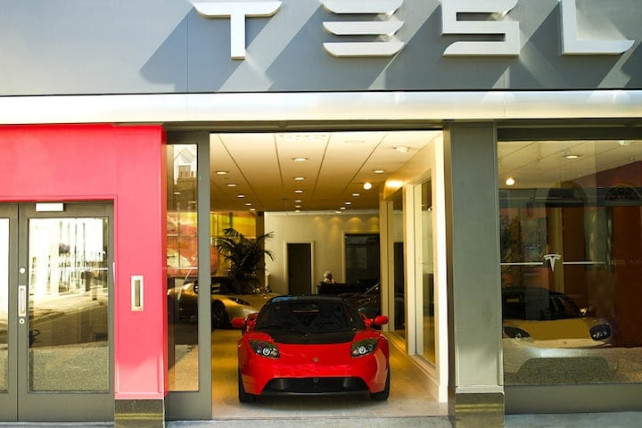 Tesla-dealer in Londen