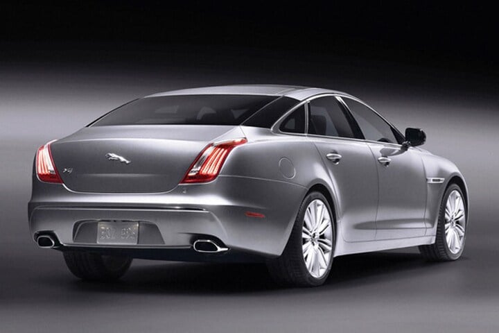 Jaguar XJ