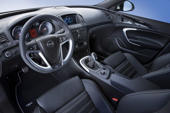 Opel Insignia OPC